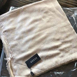 Women’s shawl, large square shape, new